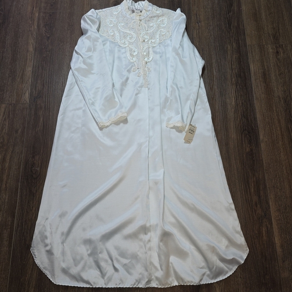 Vintage Natori Satin Lace Nightgown Robe Long Sleeve Pastel Blue Medium - Picture 6 of 10